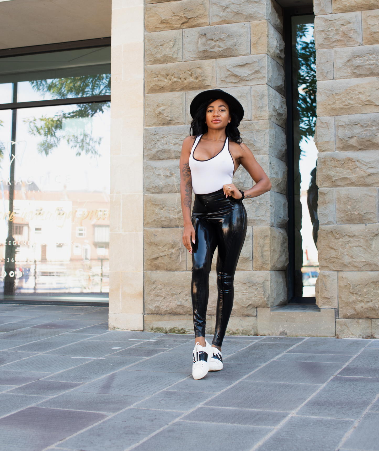 Classic Latex Leggings image 5