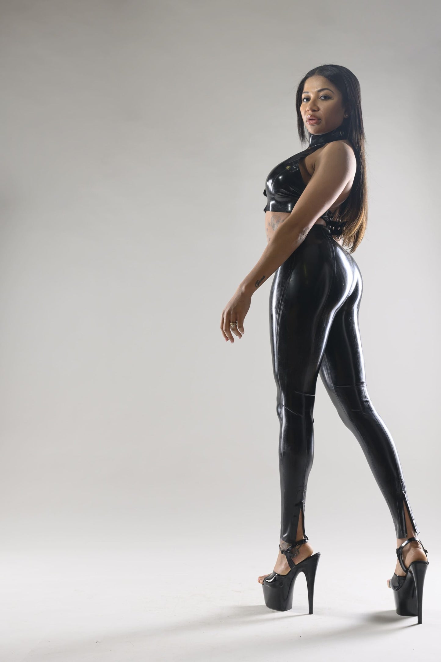 Classic Latex Leggings image 2